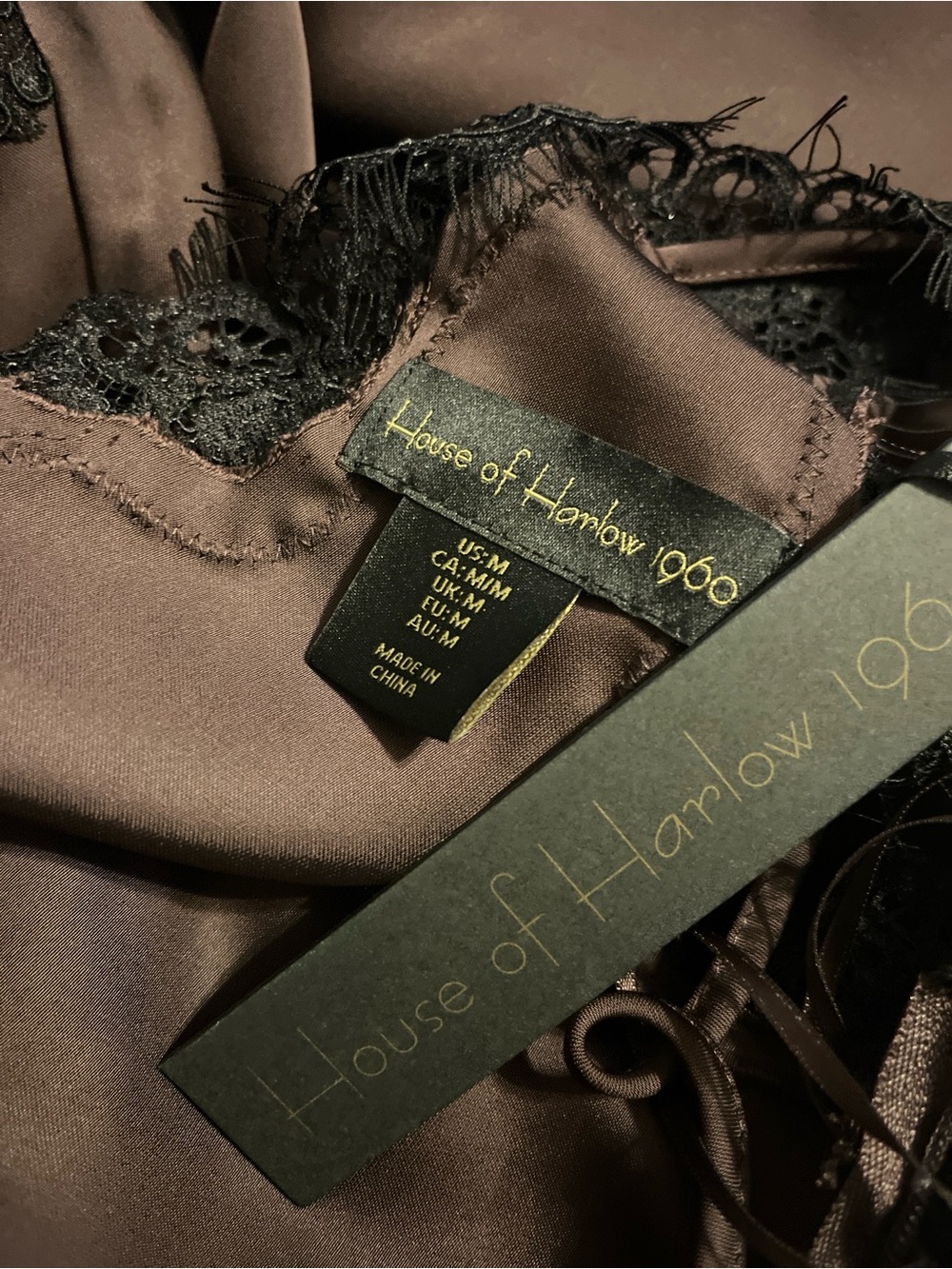 NEW HOUSE OF HARLOW LUXURY LACE SATIN MAXI DRESS SIZE XS,M and L
🚨NO DISCOUNT - Picture 7 of 9